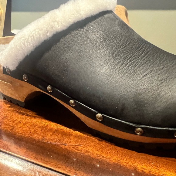 Sanita Clogs Women 6.5 M Hese Shoes Black Leather SlipOn Wood Wool Lined Mules - Picture 9 of 9